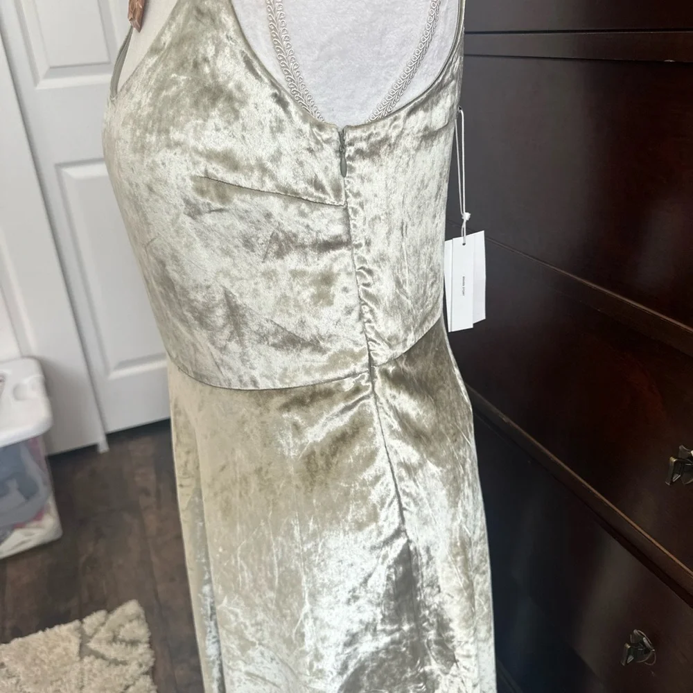 Vince Metallic Midi Dress - Picture 3 of 10